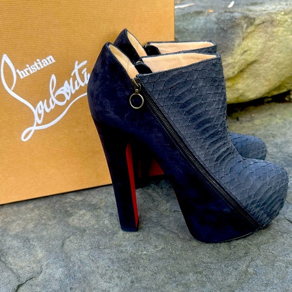 CHRISTIAN LOUBOUTIN BLACK PYTHON HIGH HEEL ANKLE BOOTS /BOOTIES -9.5- NIB! ๐ฅ๐ข - Picture 4 of 13